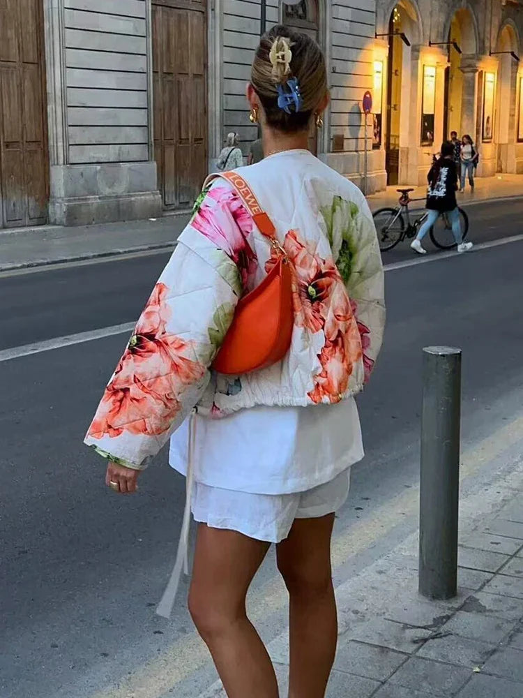 Emily - Chic Floral Jacket